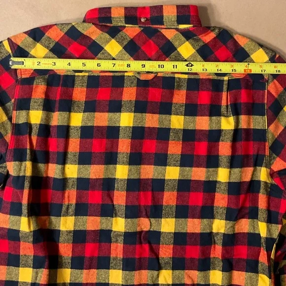 NWT Fjallraven Heavy Flannel Button Down Shirt Mens size Large Slim